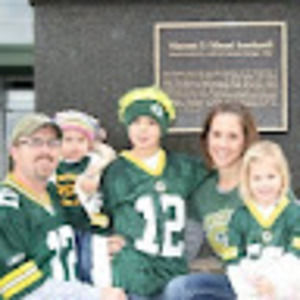 Meet your Posher, Jeff and kari